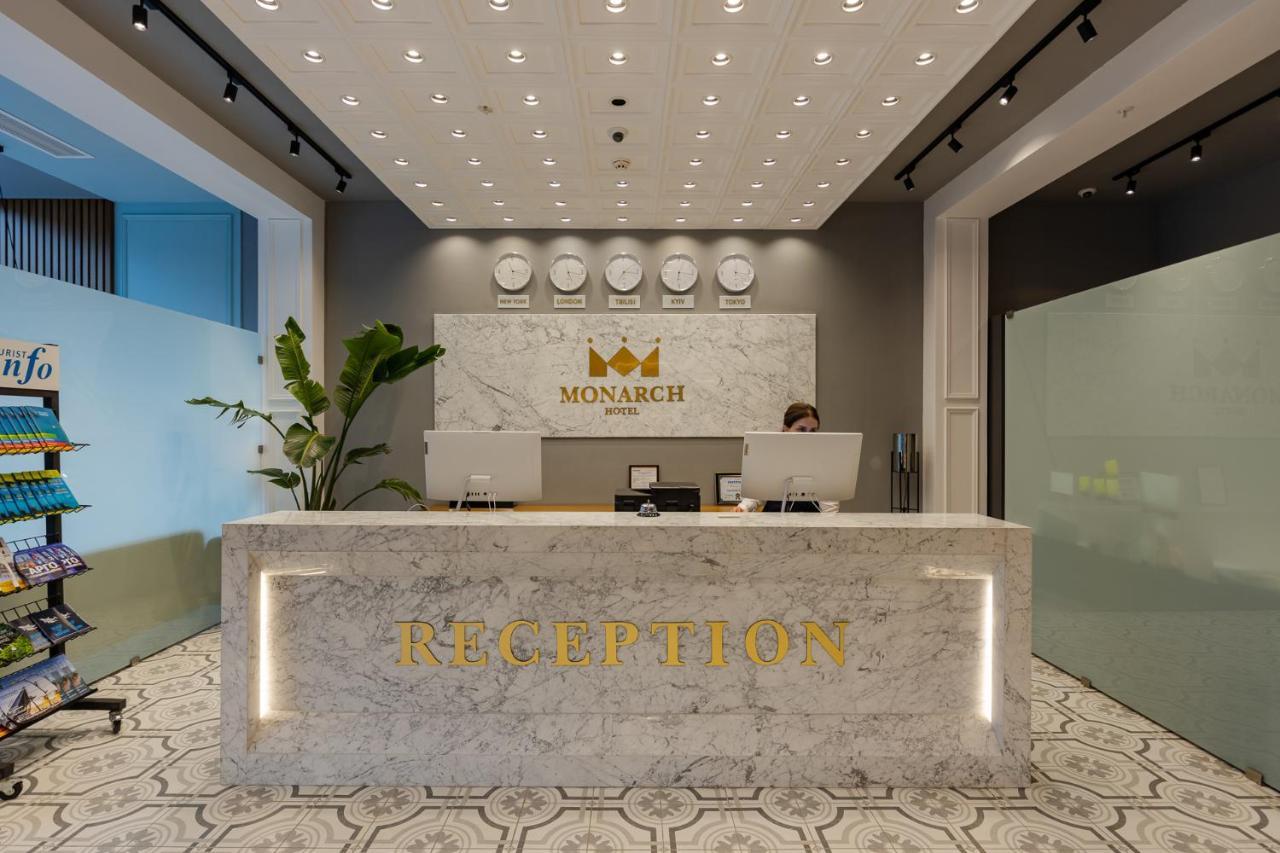 Hotel Monarch Batumi Exterior photo