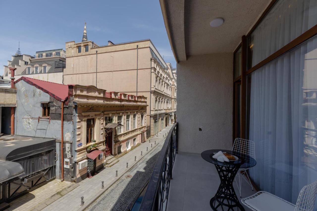 Hotel Monarch Batumi Exterior photo