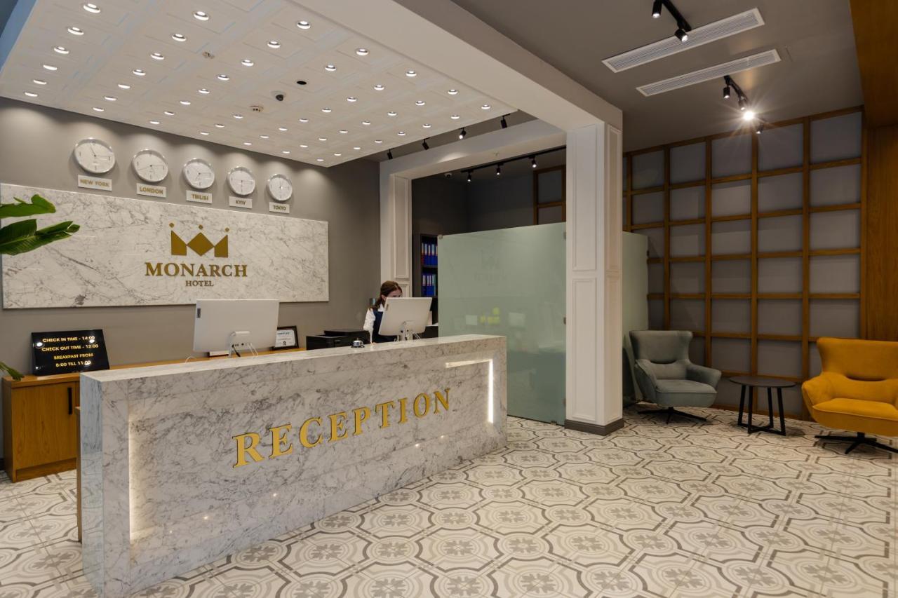 Hotel Monarch Batumi Exterior photo